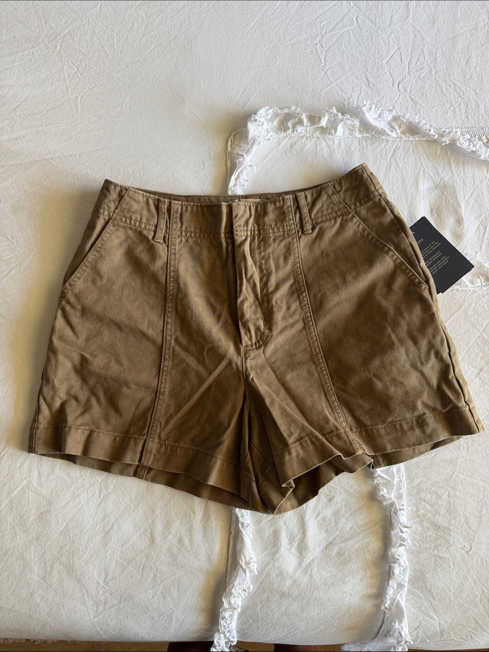 NWT Universal Thread High-Rise Brown Shorts Size 2